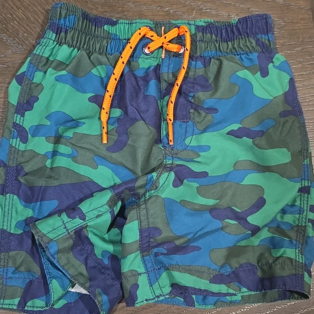 Gap Baby Rashguard - Picture 3 of 5